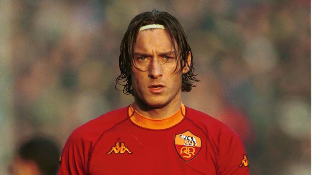 Francesco Totti: Remembering the King of Rome's First Year as a Professional