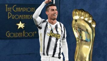 Vượt qua Messi, Ronaldo đoạt giải 'Bàn chân vàng' 2020
