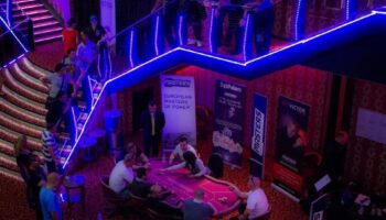 hot seven mobile slot